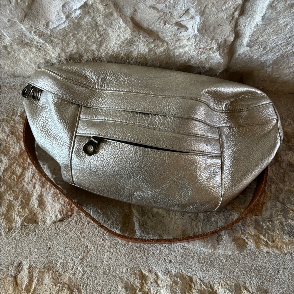 Elegant Soft Gold Parker Thatch Leather Crossbody Bag